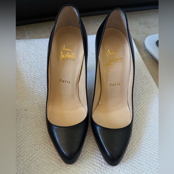 Christian Louboutin Shoes - Christian Louboutin HI ELISA black Heels